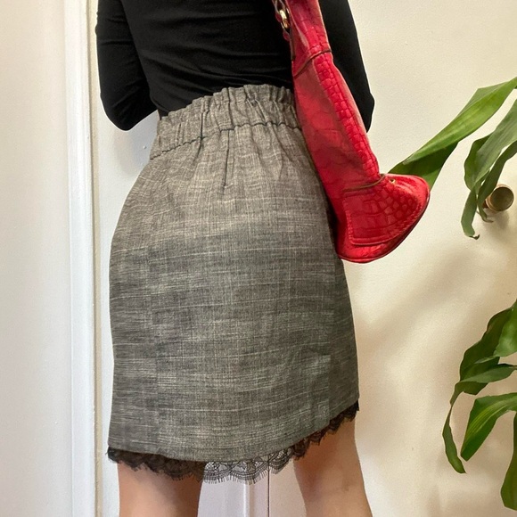 Vintage-Inspired Grey Plaid Lace Trim Mini Skirt - Picture 7 of 8